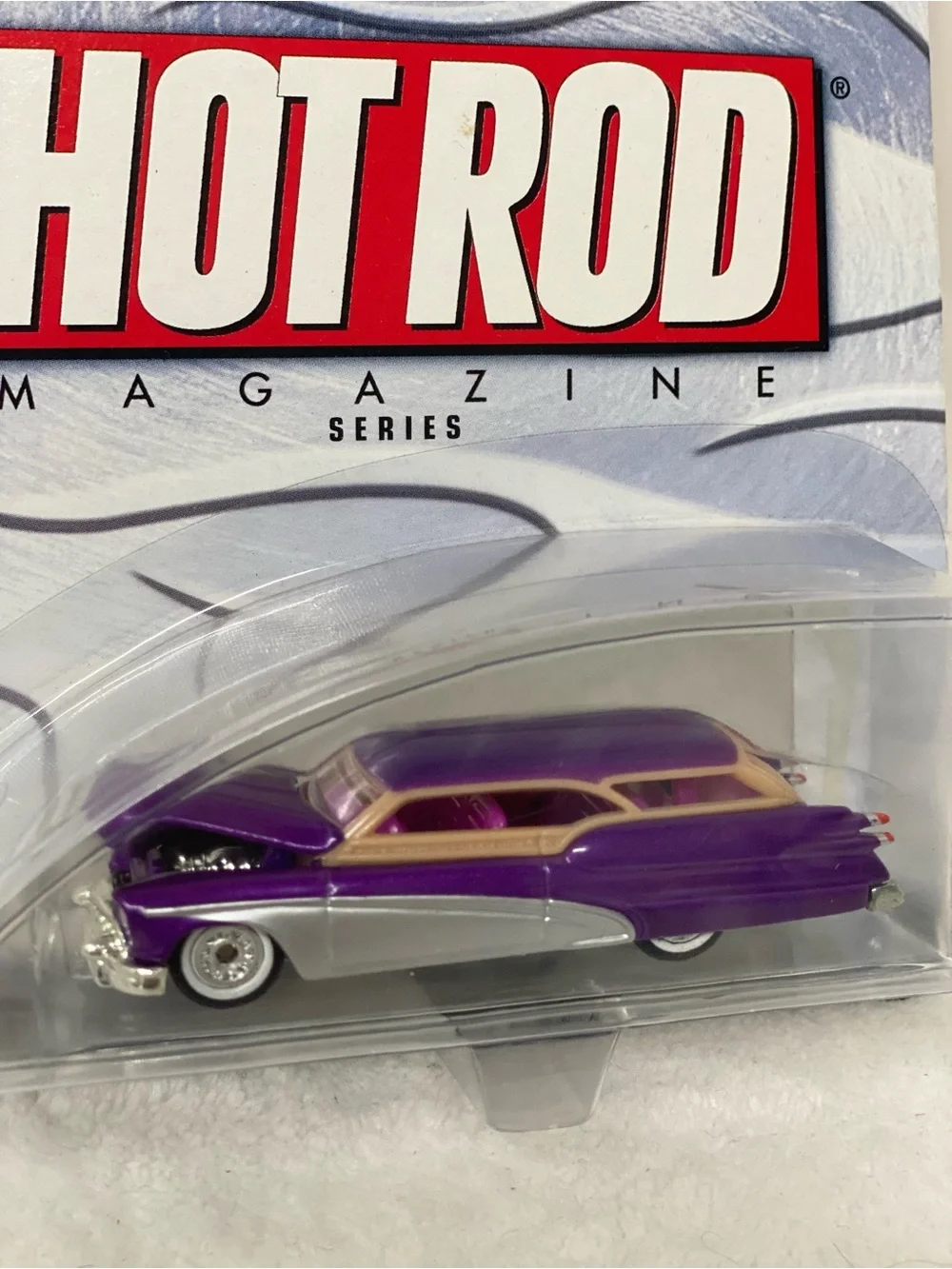 Hot Wheels  Elwoody 100% Hot Rod Magazine Series Purple Die-Cast Car 2002 New
